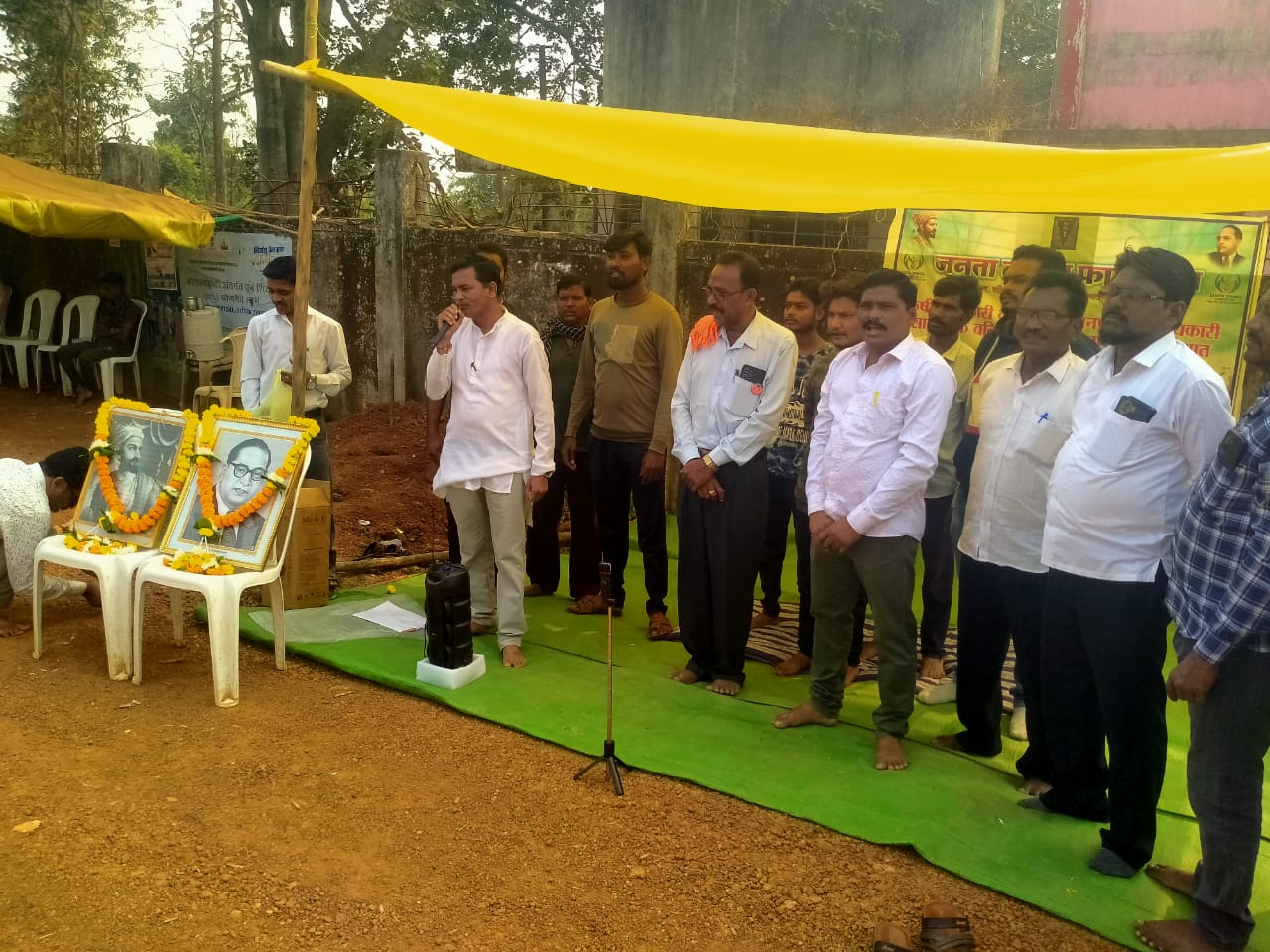 सिंदेवाही येथे भ्रष्टाचाराच्या विरोधात बेमुदत ठिय्या आंदोलन!* सुनिल गेडाम यांचा कलम क्रांतीच्या हक्काचा एल्गार.*